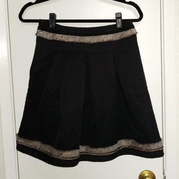 EUC BCBGMaxAzria Pleated Black Skirt with Gold Trim - Picture 2 of 4